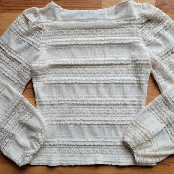 Melanie Lyne White Puffed Sleeve Lace  Long Sleeved Top - Picture 5 of 13